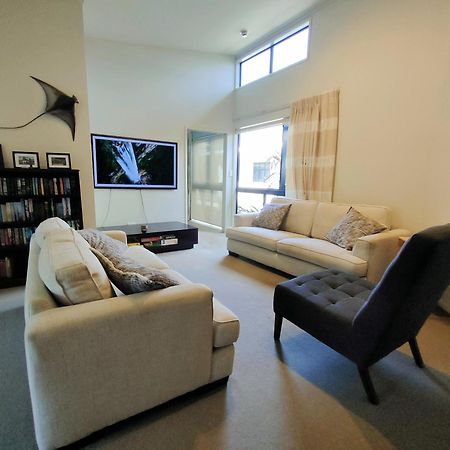 Appartamento Mount Stunner With King Beds Mount Maunganui Esterno foto