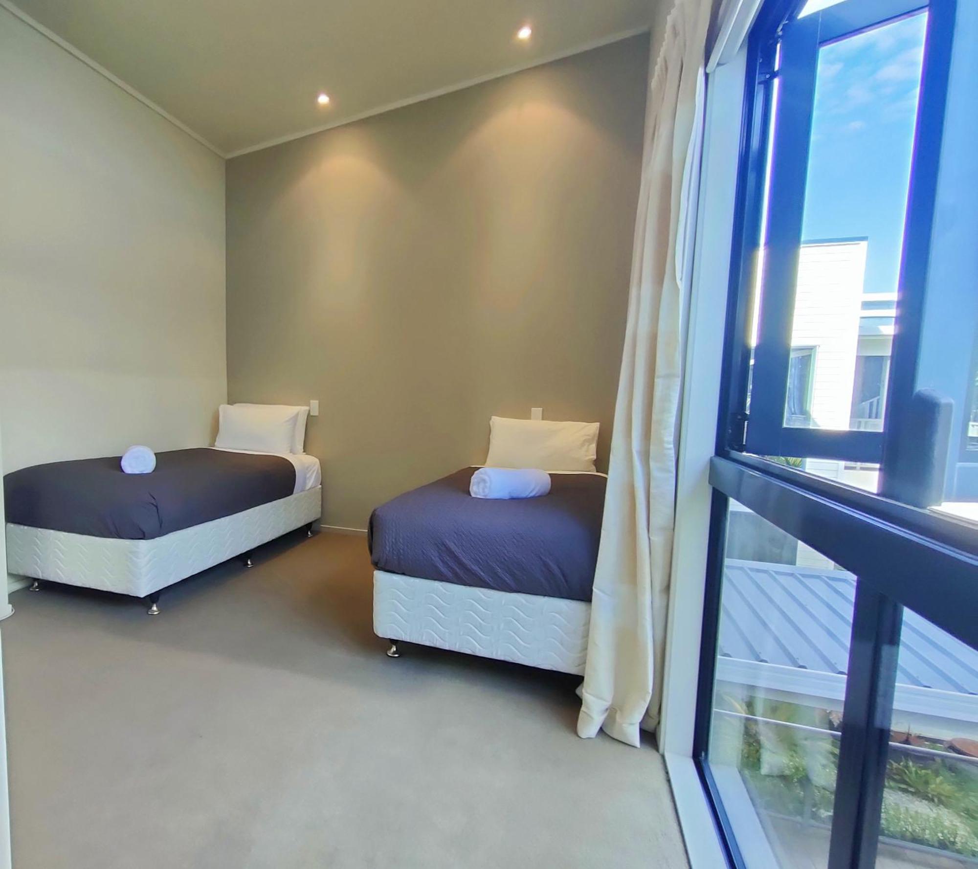 Appartamento Mount Stunner With King Beds Mount Maunganui Esterno foto